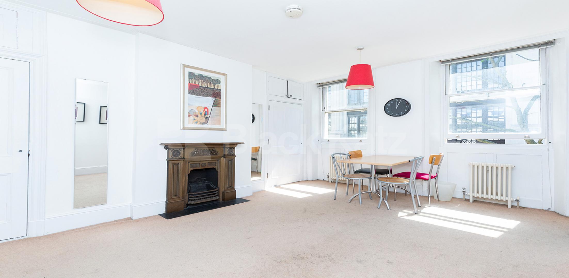 			SPACIOUS 3 BED TWO BATH IN BLOOMSBURY!, 3 Bedroom, 1 bath, 1 reception Flat			 Bloomsbury Place , BLOOMSBURY / RUSSELL SQUARE